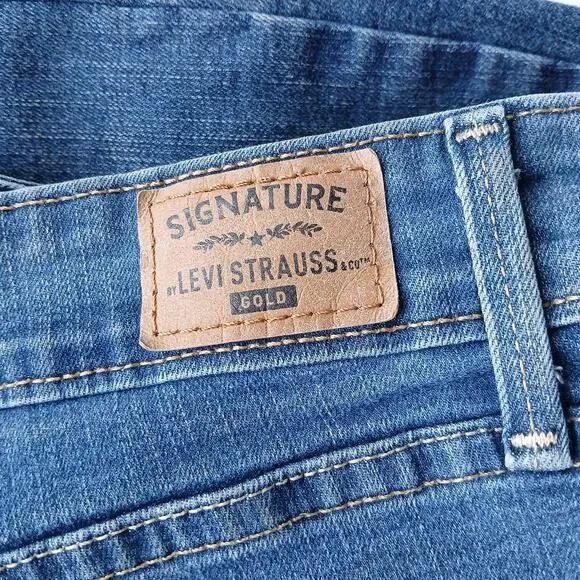 Levi Signature Gold Label Bootcut Jeans 16L W33 L34 blue medium wash high rise - Picture 4 of 15